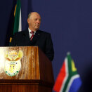 Gonagas Harald ja Presideanta Jacob Zuma ma&#331;&#331;á ságastallamiid Pretorias (Govven: Ziphozonke Lushaba / Reuters)